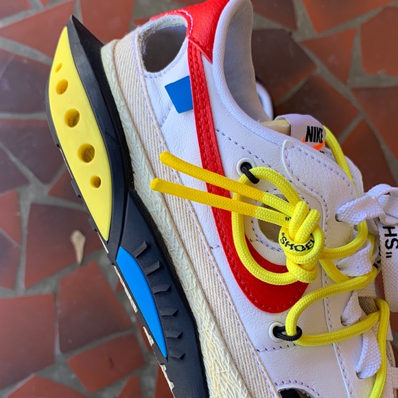 Nike White Sneakers with Red and Yellow Highlights - Picture 5 of 9